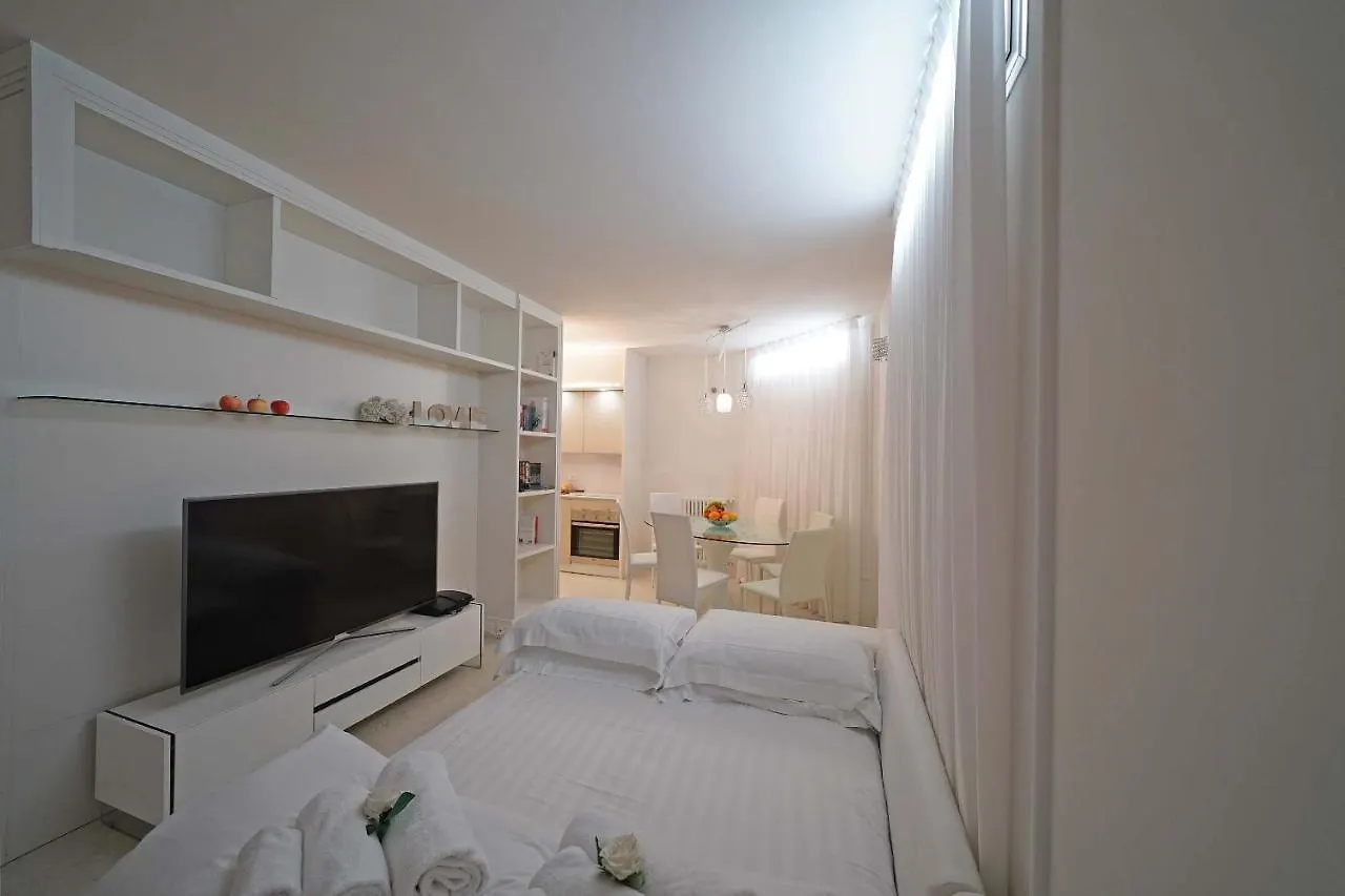 Villa Sabine: New Modern Villa With Private Pool Toscolano Maderno