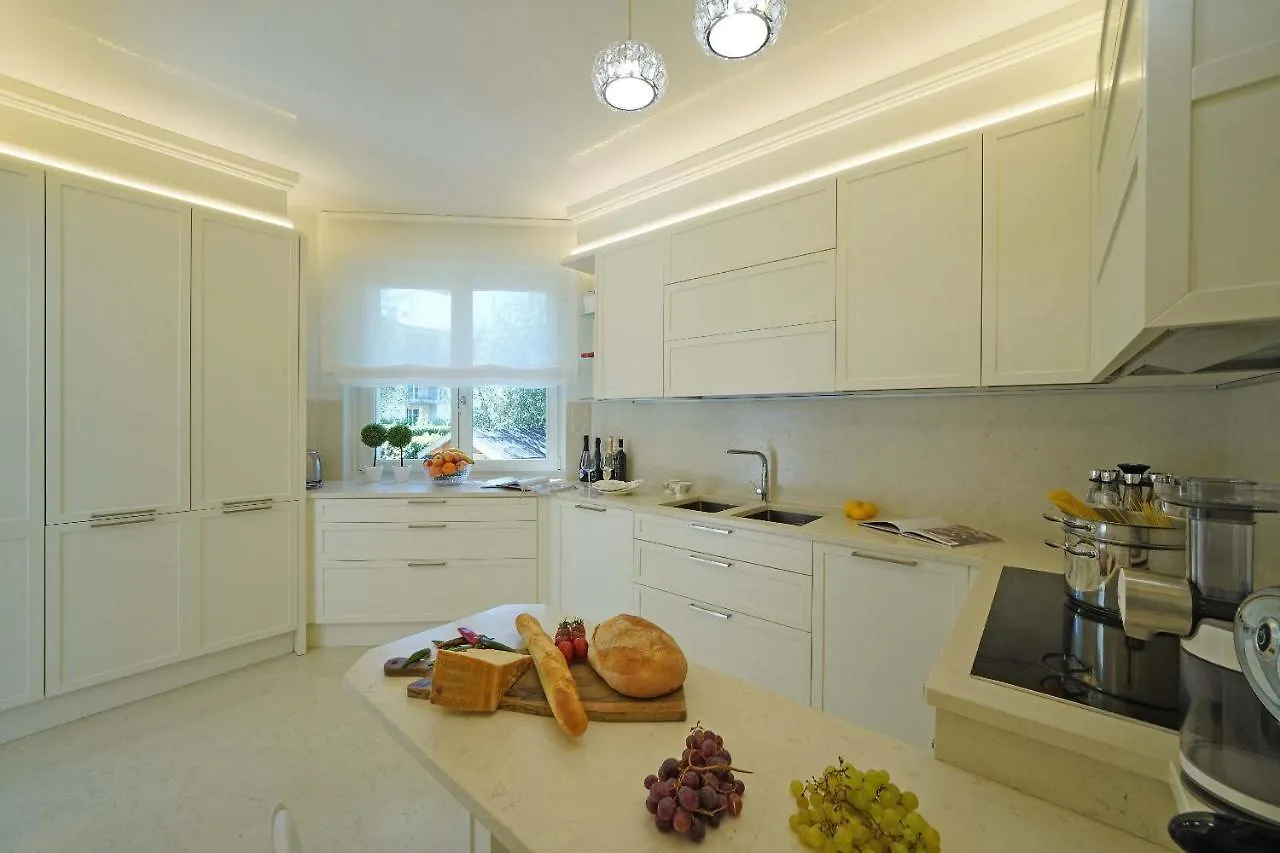 Villa Sabine: New Modern Villa With Private Pool Toscolano Maderno Italy
