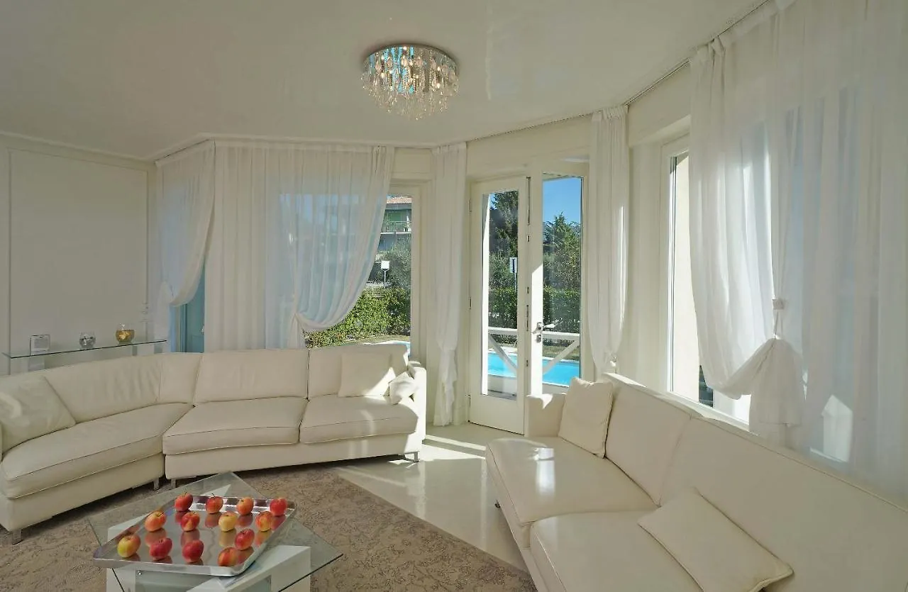 Villa Sabine: New Modern Villa With Private Pool Toscolano Maderno