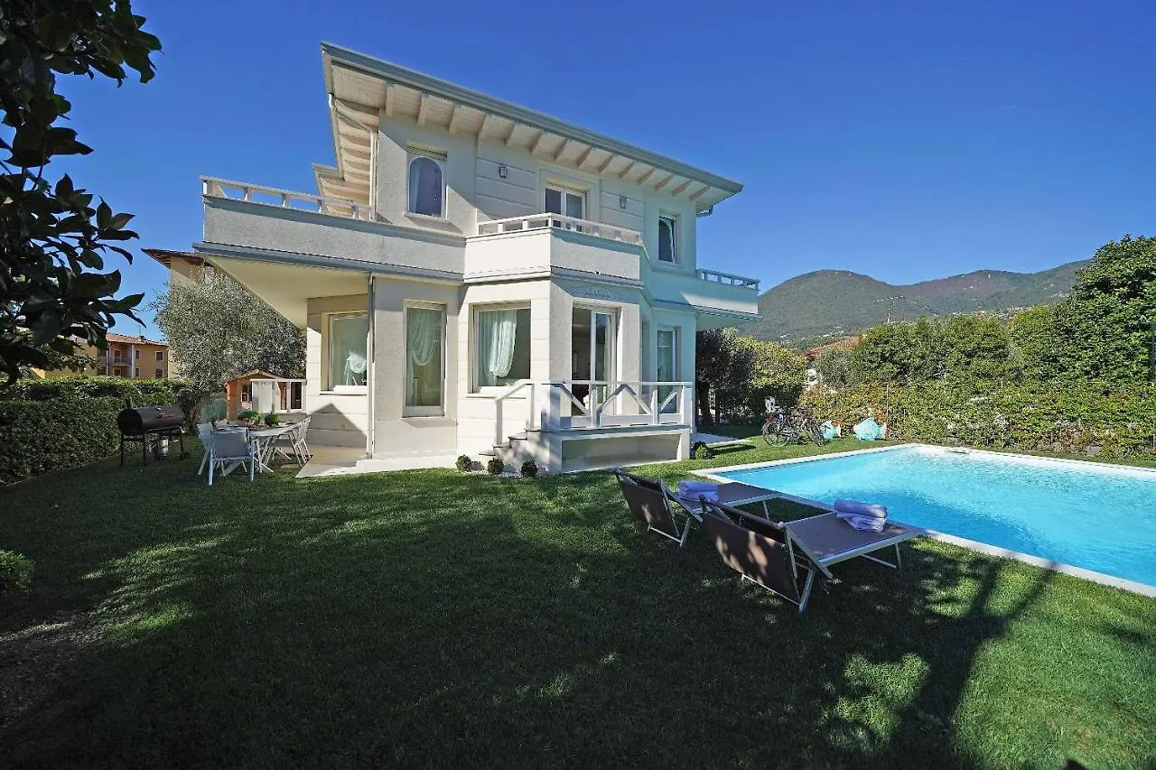 Villa Sabine: New Modern Villa With Private Pool Toscolano Maderno Italy